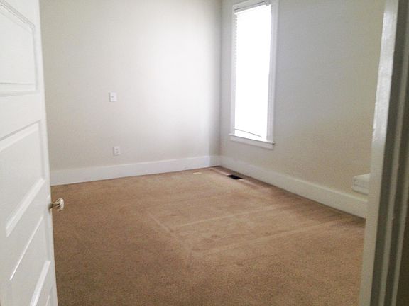 3rd image of 243 Lexington Ave