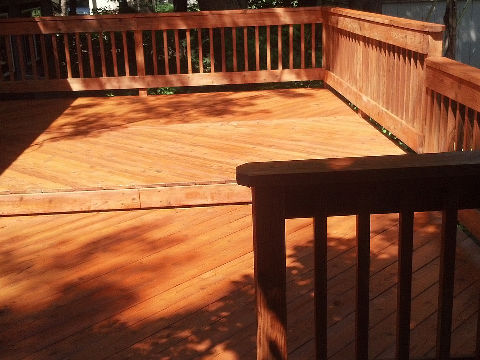 2nd image of 3557 Woodview Ave