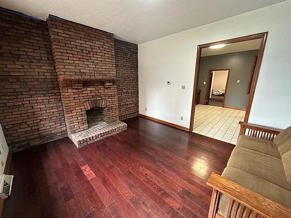 2nd image of 2105 Wrights Way Floor 1