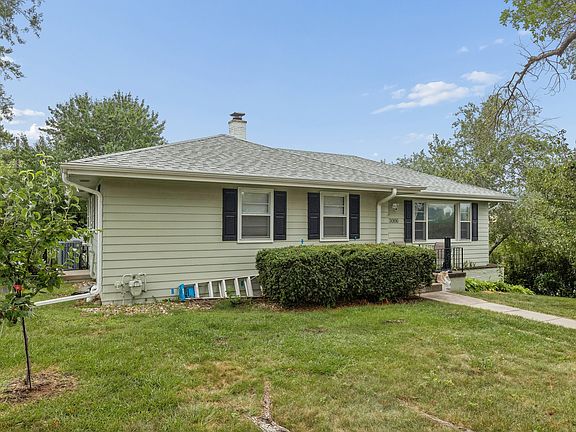 2nd image of 3006 S 108th St