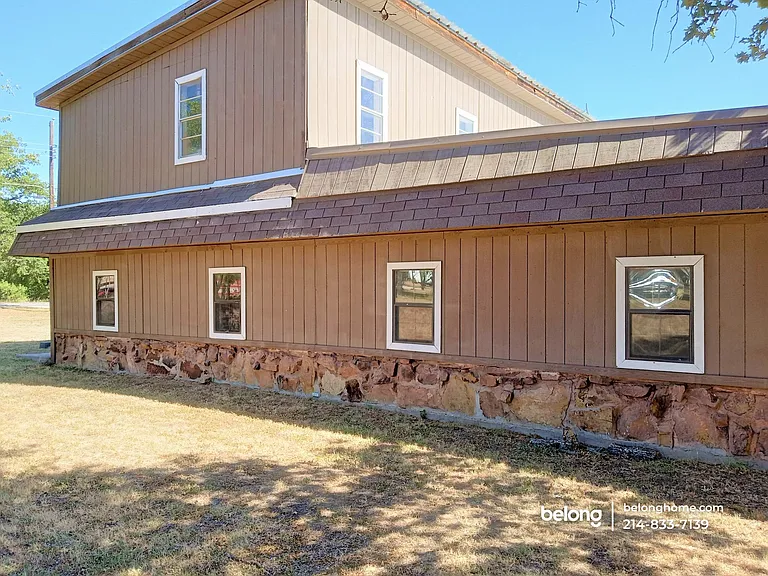 9142 County Road 197 — Photo 1