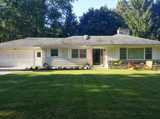 2811 Applelane Ave, Kalamazoo, MI 49008