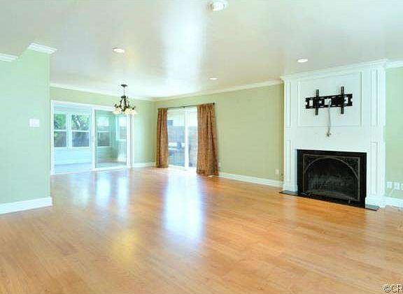 5th image of 22510 Greenwood Ave