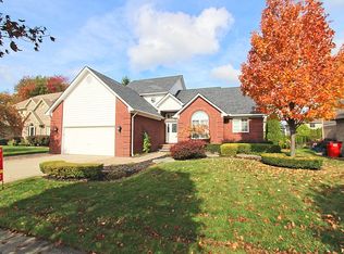 19913 Mapleton Dr, Macomb, MI 48044