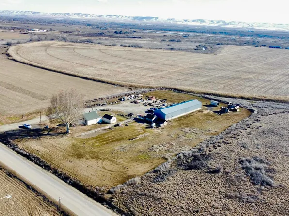 2360 Green Valley Rd, Mabton, WA 98935