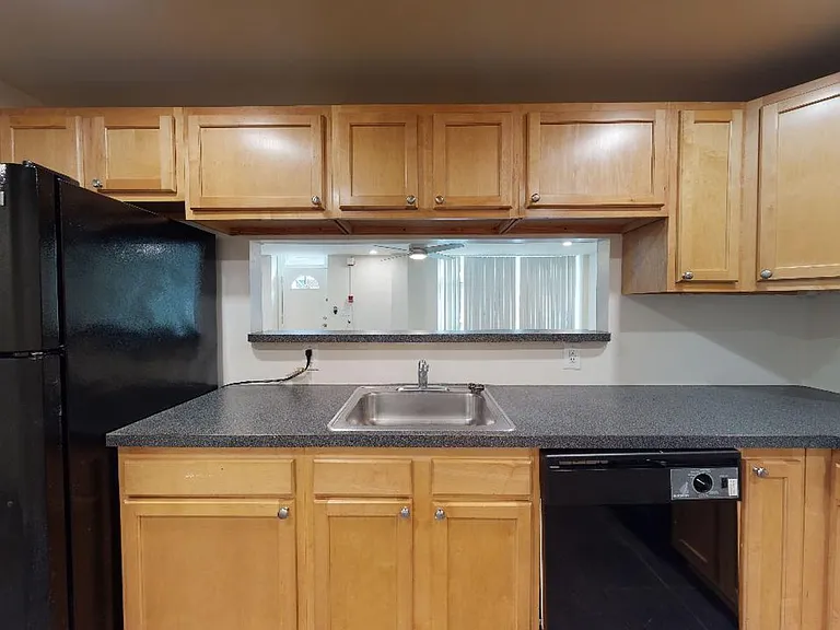 Penn Hall Apartments — Photo 29