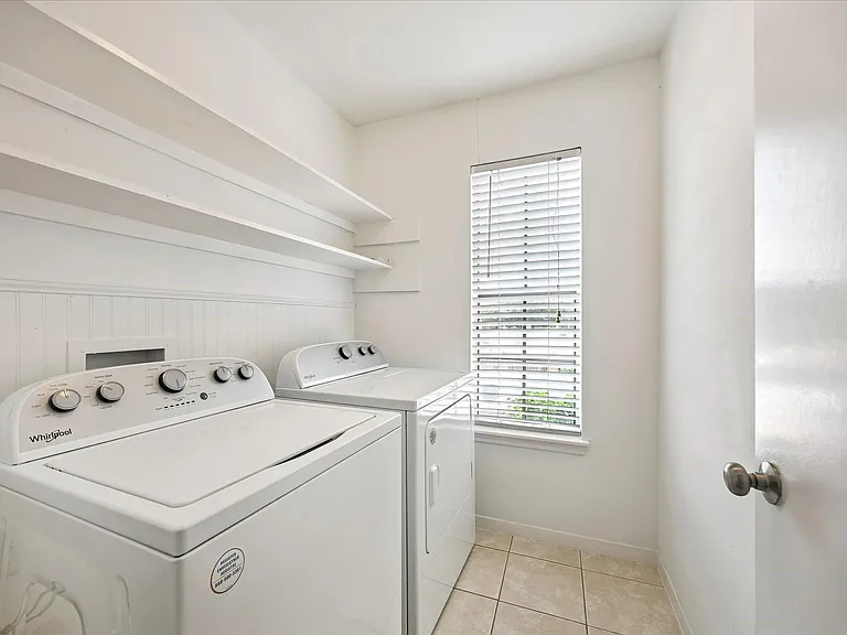 6645 Wanda Ln — Photo 38
