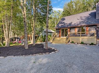 108 Rockway Rd, Lake Ariel, PA 18436