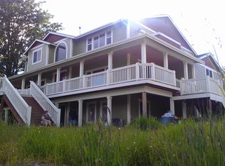 803 B Tipsoo Loop SE, Rainier, WA 98576