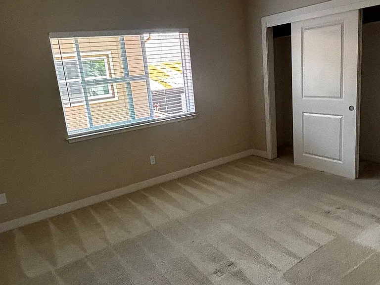 840 Civic Center Dr — Photo 22