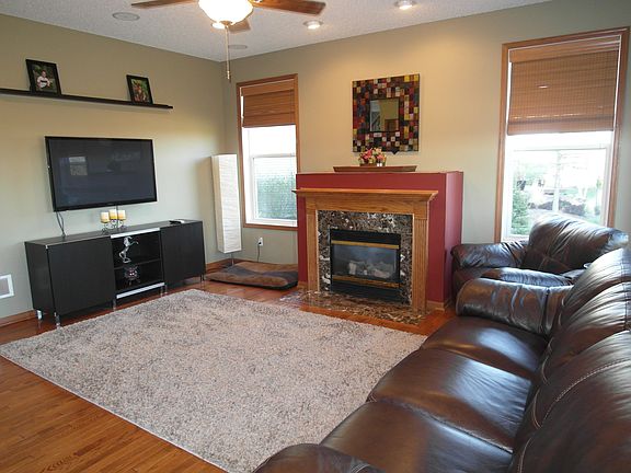2nd image of 10703 Sterling Alcove