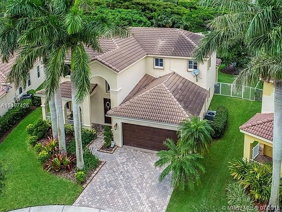 2nd image of 724 Tulip Cir