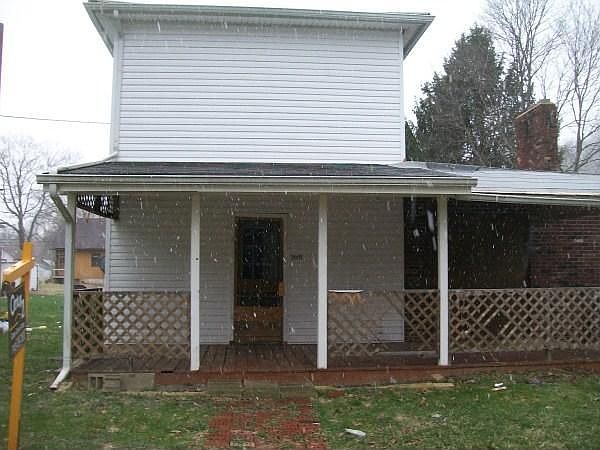 1st image of 28415 Long St