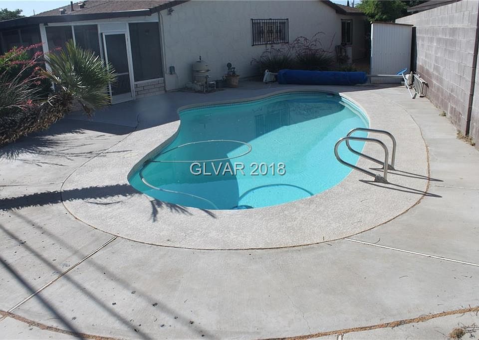 2nd image of 4736 Cinderella Ln