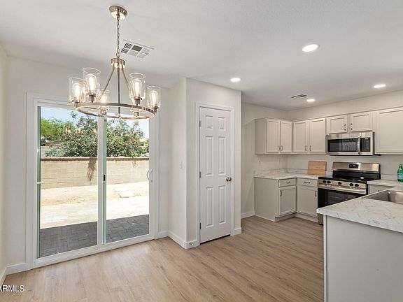 4th image of 5814 E FLOWING SPRING Road
