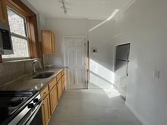 Rented by Bizzarro Agency