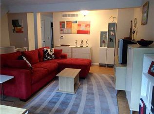 28 Penn Ln, Rochester, NY 14625