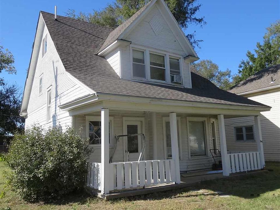 2nd image of 600 S 8th St