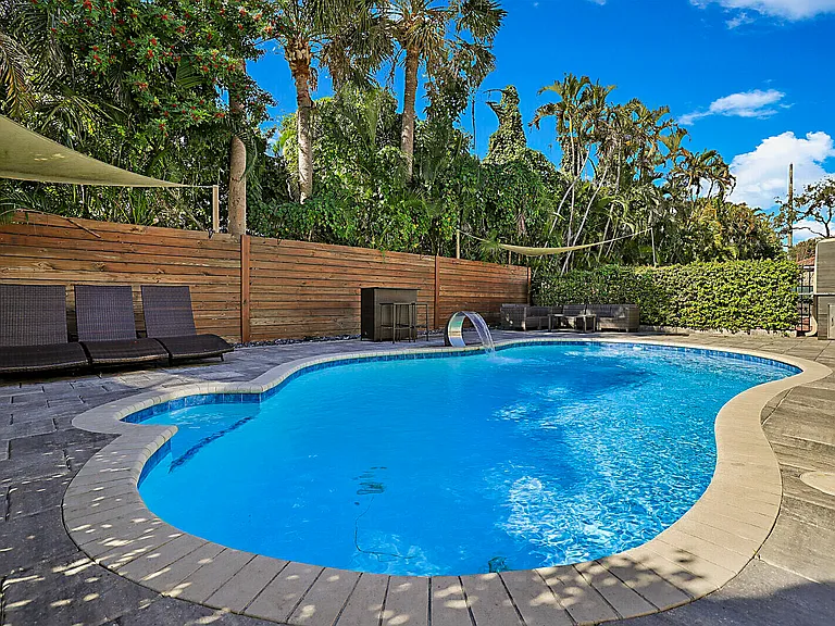 7167 Ivy Crossing Ln — Photo 32