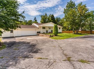 65 Bunker Ln, Etters, PA 17319