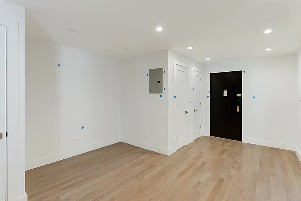 Rented by Brooklyn High Rise LLC | media 21