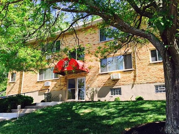 2nd image of 558 Lowell Ave #Unz2x3hup