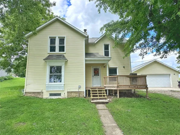 711 Main St NE, Shellsburg, IA 52332