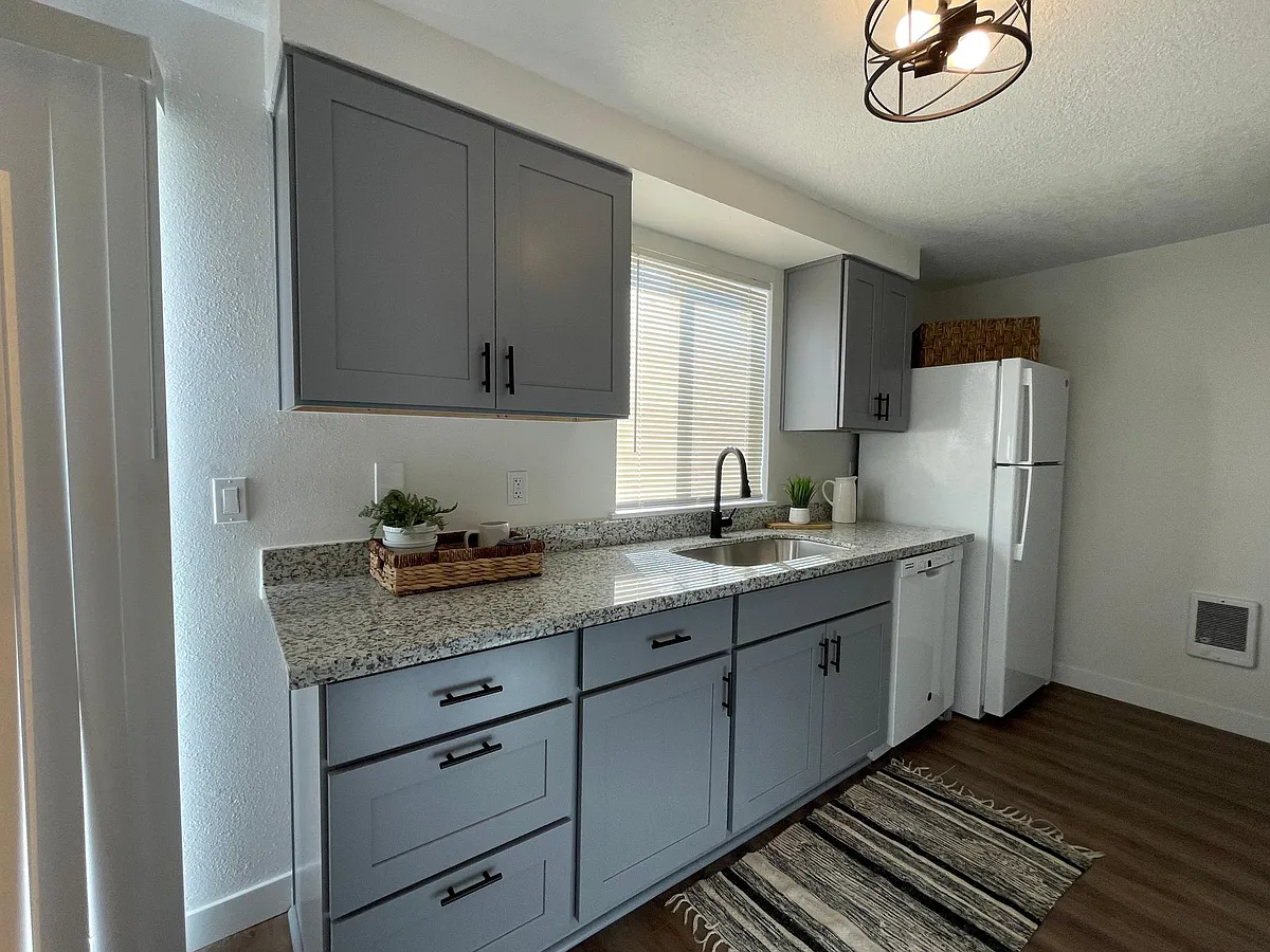 Kitchen 3 - 3056 SE 38th Ct