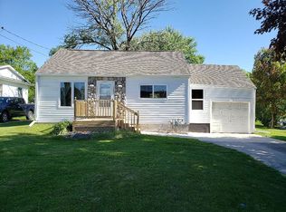148 Fontana Ave, Fontana, WI 53125