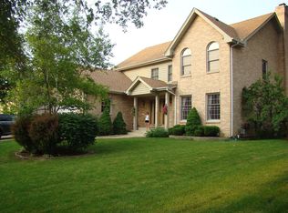 278 Vista Rd, Lake Zurich, IL 60047