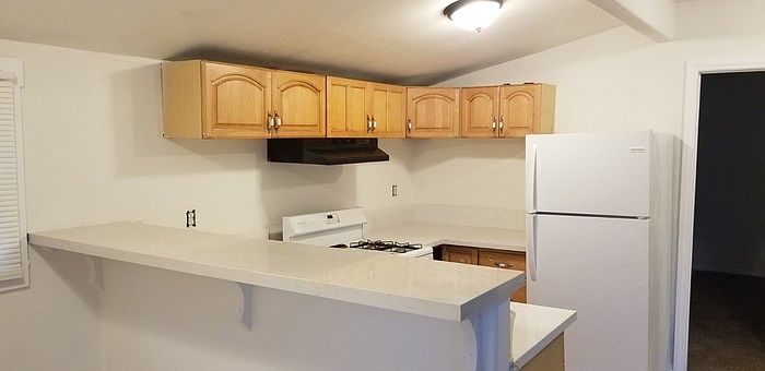 1st image of 2254 Market St
