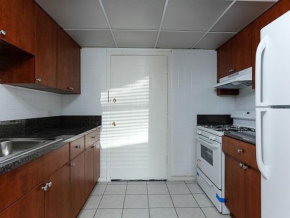 3rd image of 2350 NE 173rd St #6222256