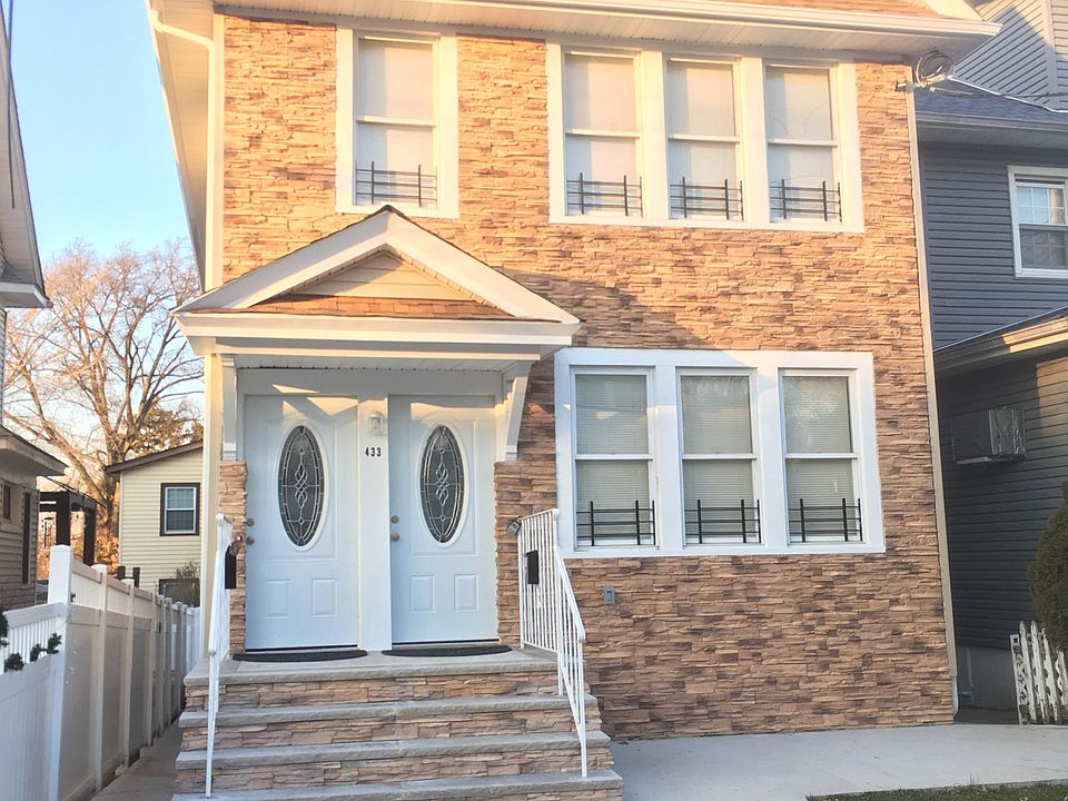 1st image of 433 Delafield Ave #1