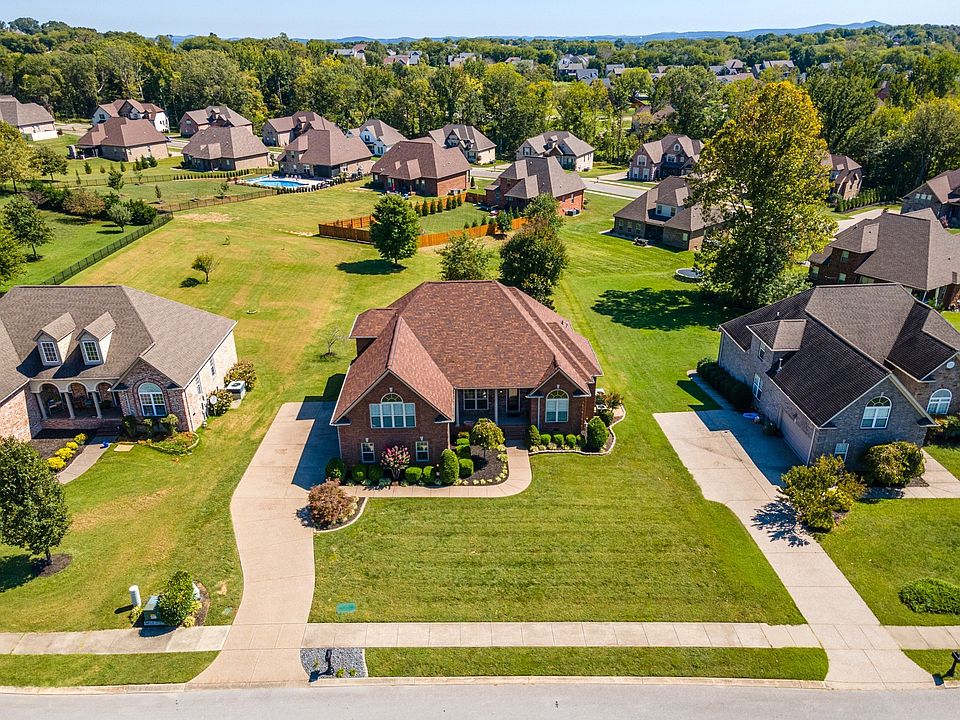 1st image of 219 Amana Dr