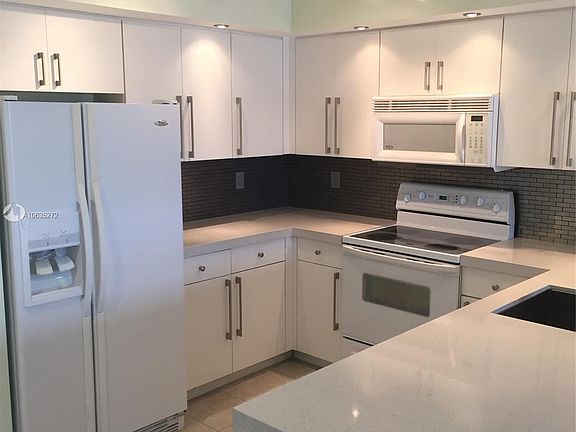 4th image of 10 Aragon Ave Suite 1213