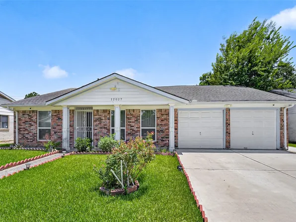 12027 Corona Ln, Houston, TX 77072