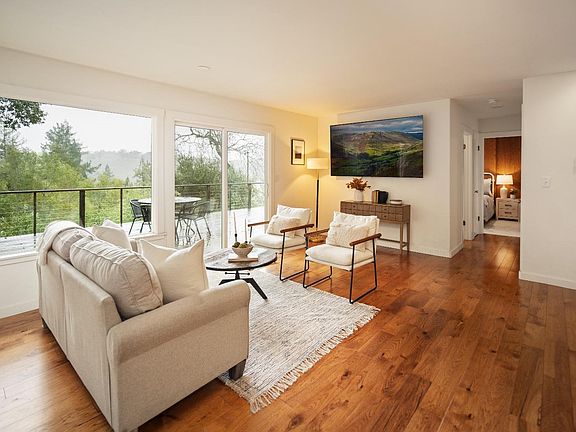 4th image of 2774 Hilltop Road