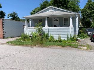34 Meriline Ave, New Windsor, NY 12553