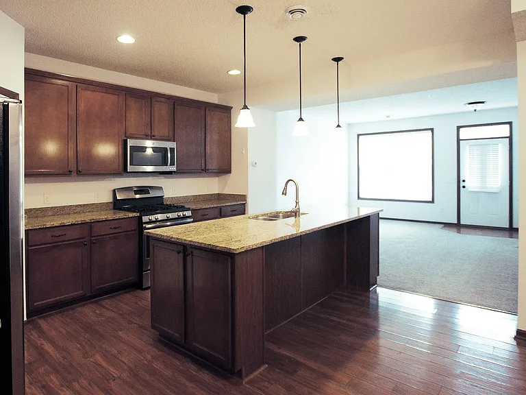 9500 Washington Blvd #7 — Photo 4
