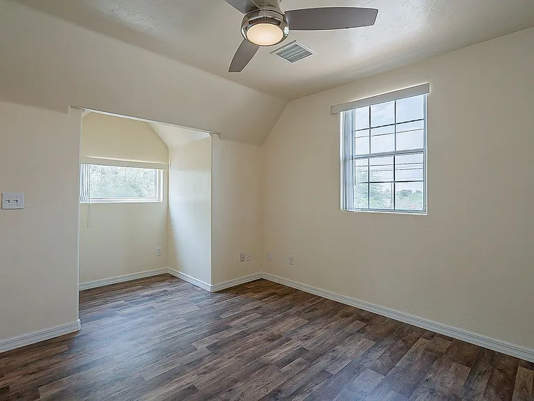 1718 N. 4th Ave. — Photo 13