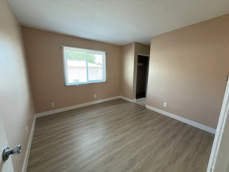 326 W La Veta Ave #C — Photo 9