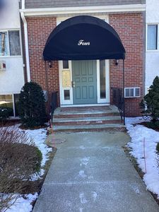 80 Walnut St UNIT 403, Canton, MA, 02021