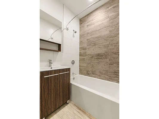 Rented by MNS | media 28