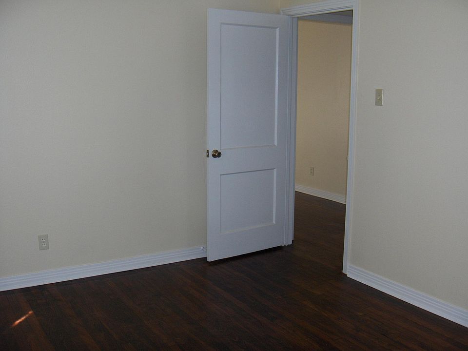 1st image of 6507 Trammel Dr