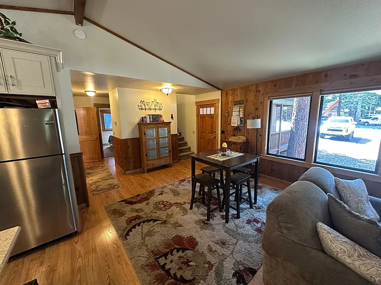 15891 Northwoods Blvd — Photo 7