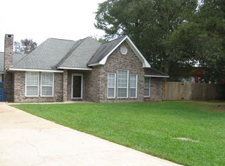 13301 Hollow Oak Ln, Ocean Springs, MS 39564
