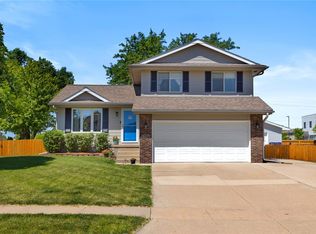 1502 NW North Creek Dr, Ankeny, IA 50023