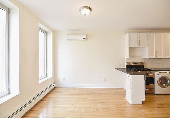 2nd image of 2192 Frederick Douglass Blvd APT 3W