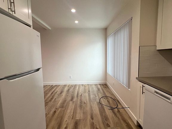 2nd image of 4840 Santa Monica Ave #21