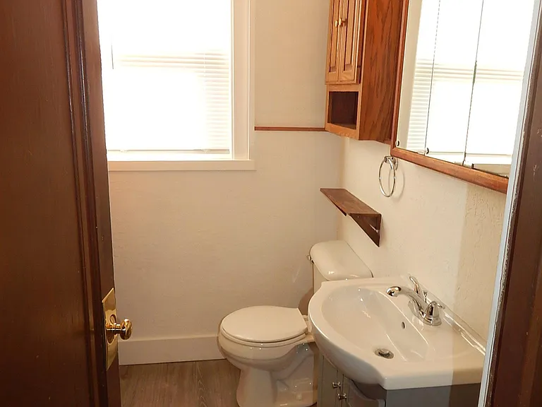 Main Floor Unit Bathroom